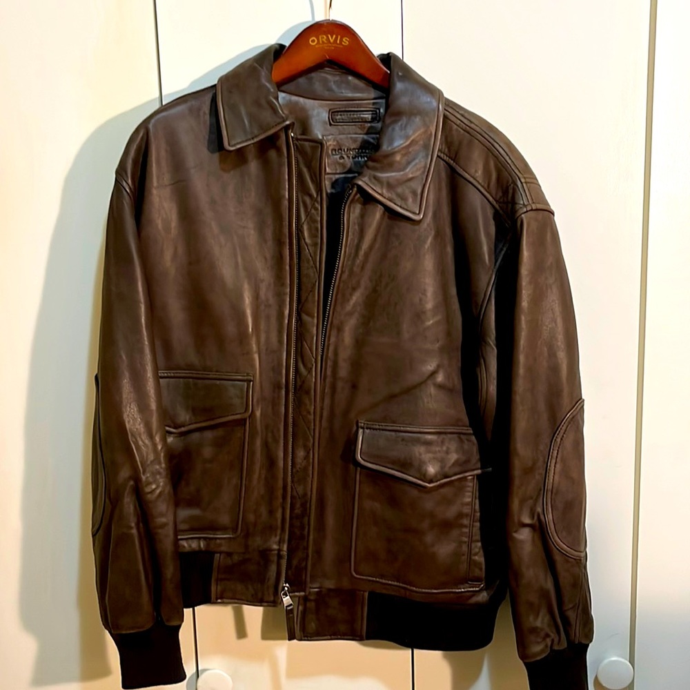 Men’s heavyweight Bomber Jacket in excellent condition. Purchased at Dillarrds